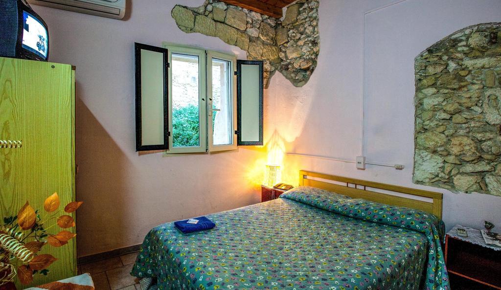 Albergo Aurora Кальяри Номер фото